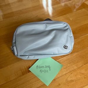 Lululemon Everywhere Belt Silver drop NWT